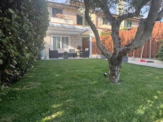 Villa Schiera in vendita a Piefossato, Terni