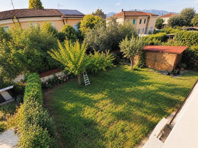 Villa Schiera in vendita a Terni, Umbria