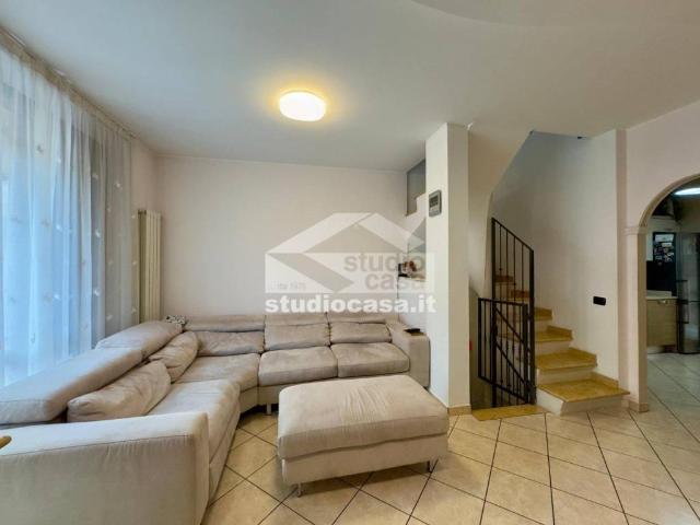 Villa Indipendente in vendita a Terno D'isola, Lombardia