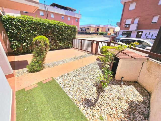 Villa Schiera in vendita a Terracina, Lazio