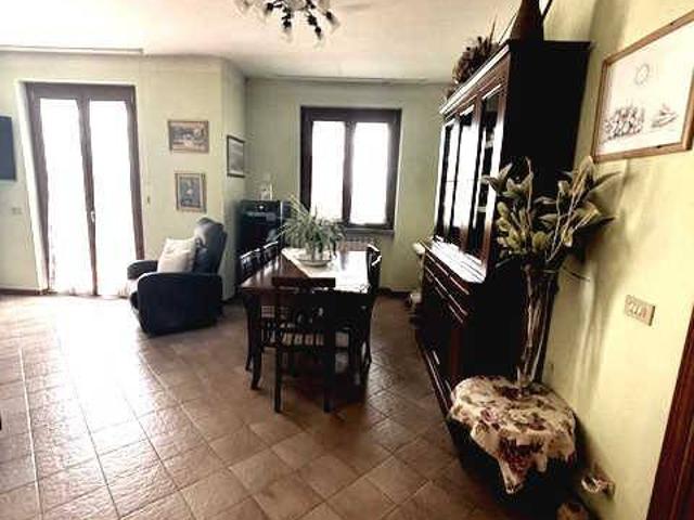 Villa Schiera in vendita a Terranuova Bracciolini, Toscana