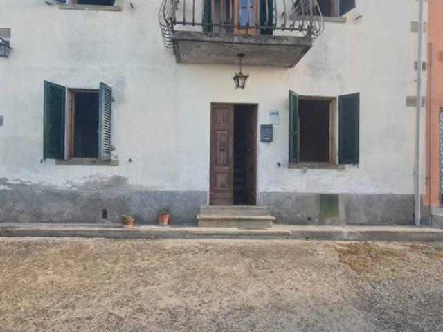 Villa Schiera in vendita a Terranuova Bracciolini, Toscana