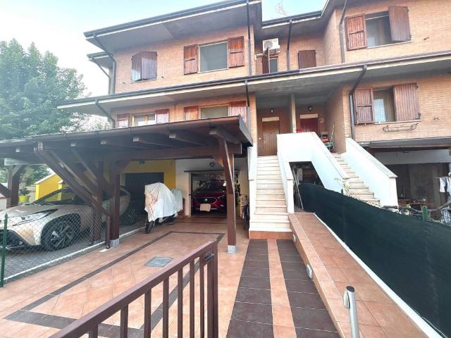 Villa Schiera in vendita a Unione Alto Ferrarese, Mirabello