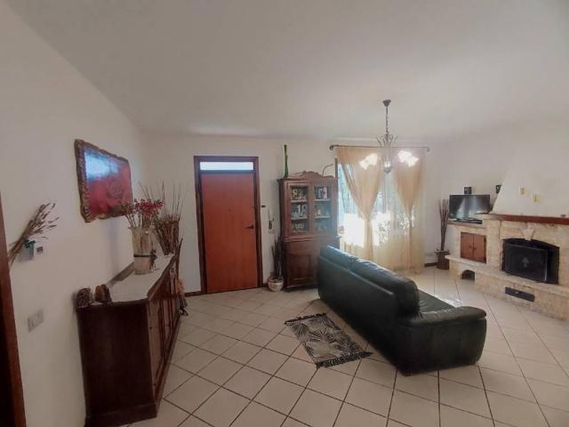 Villa Schiera in vendita a Terricciola, Toscana