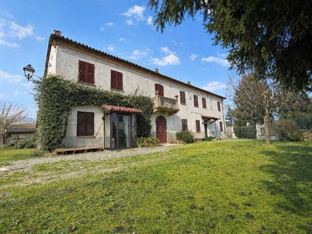 Villa Schiera in vendita a Piemonte, Alessandria