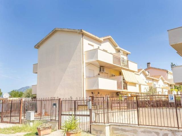 Villa Schiera in vendita a Campolimpido, Tivoli