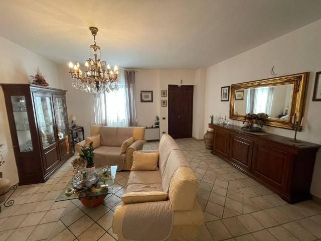 Villa Schiera in vendita a Bivio di San Polo, Roma Capitale