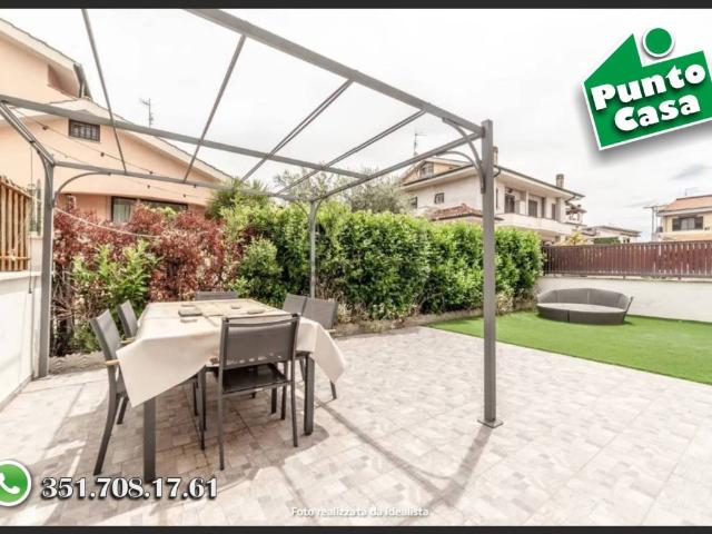 Villa Schiera in vendita a Campolimpido, Roma Capitale