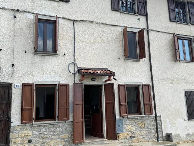 Villa Schiera in vendita a Tizzano Val Parma, Reggio Emilia