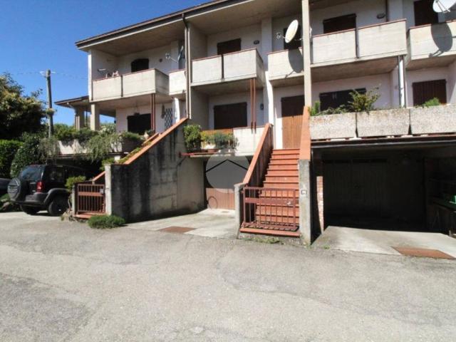 Villa Schiera in vendita a Tizzano Val Parma, Reggio Emilia