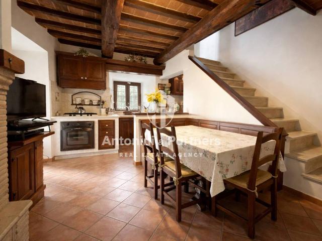 Villa Schiera in vendita a Izzalini