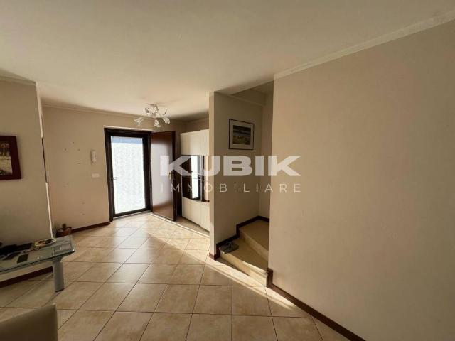 Villa Schiera in vendita a Casanova / Cjasegnove, Tolmezzo / Tumieç
