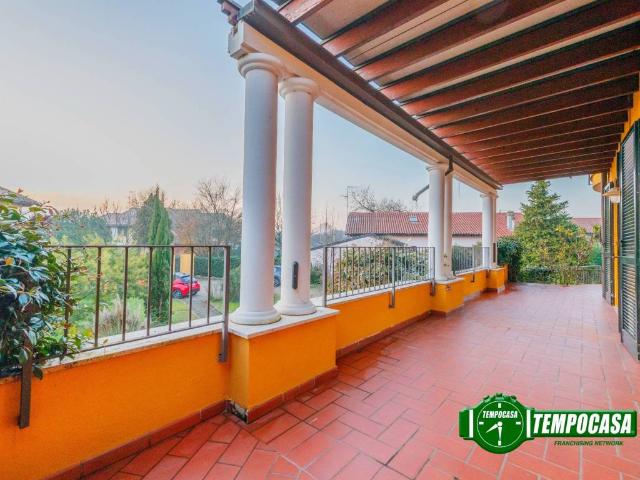 Villa Schiera in vendita a Torre D'isola, Lombardia
