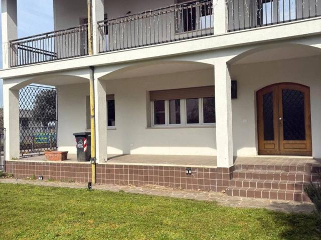 Villa Schiera in vendita a Torre Pallavicina, Lombardia