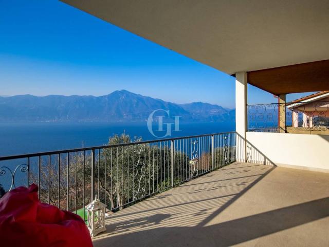 Villa Schiera in vendita a Torri Del Benaco, Veneto