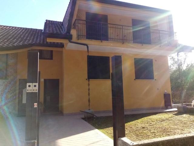 Villa Schiera in vendita a Torrice, Lazio