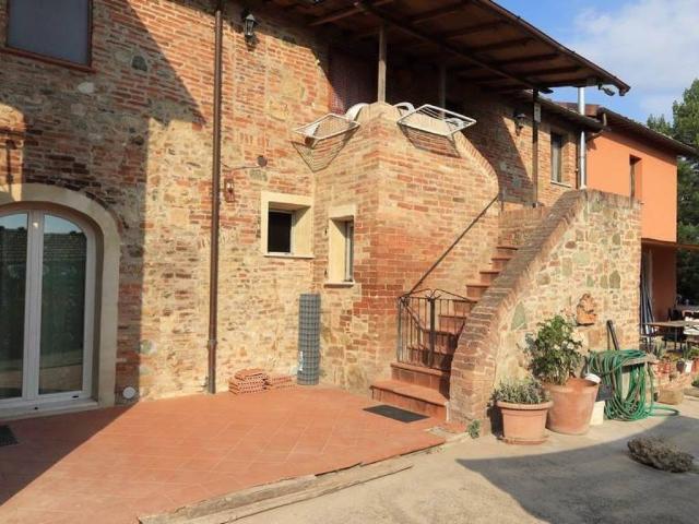 Villa Schiera in vendita a Torrita, Toscana