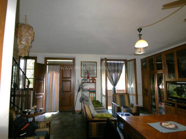 Villa Schiera in vendita a Torrita, Toscana