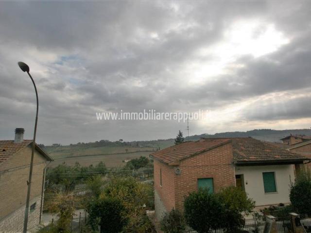 Villa Schiera in vendita a Torrita, Toscana