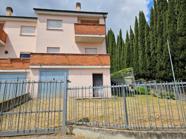 Villa Schiera in vendita a Roma Capitale, Lazio