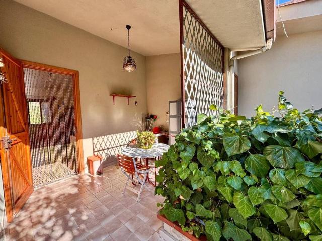 Villa Schiera in vendita a Trabia, Sicilia