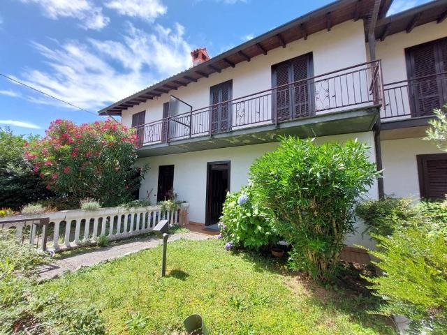 Villa Schiera in vendita a Tradate, Lombardia