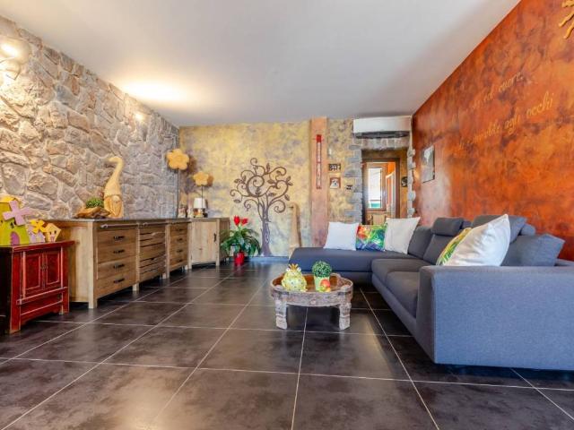 Villa Schiera in vendita a Ronchi di Abbiate, Tradate