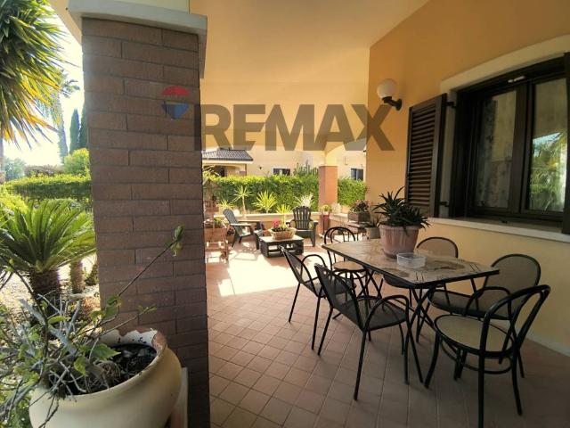 Villa Schiera in vendita a Puglia, Barletta-andria-trani