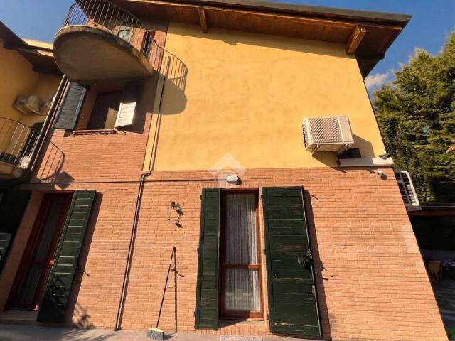 Villa Schiera in vendita a Vignale, Traversetolo