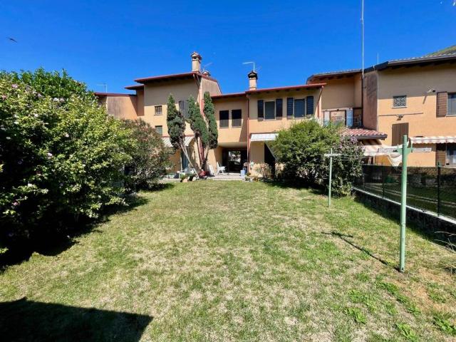 Villa Schiera in vendita a Toppo / Top, Travesio / Travês