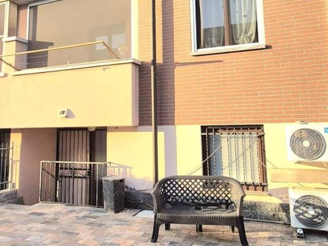 Villa Schiera in vendita a Piemonte, Novara