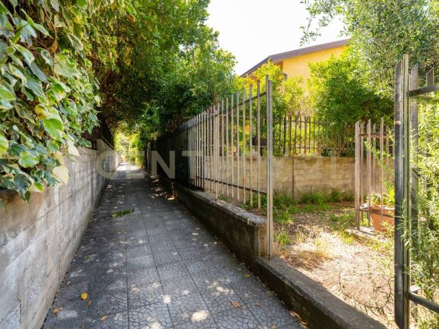 Villa Schiera in vendita a Immacolata, Tremestieri Etneo