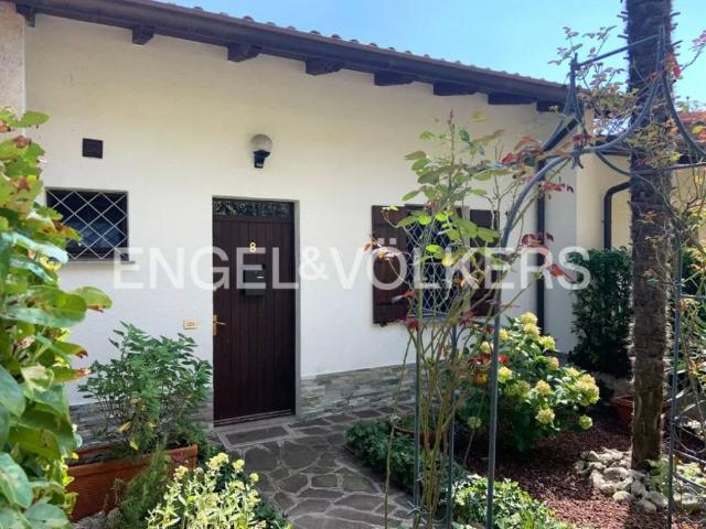 Villa Schiera in vendita a Comunità Montana Parco Alto Garda bresciano, Tremosine