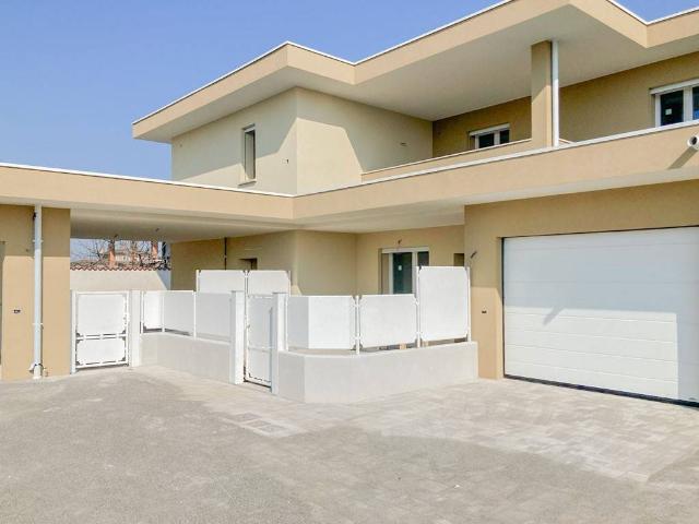 Villa Schiera in vendita a Trenzano, Lombardia
