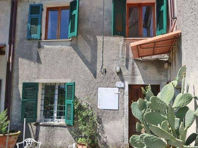 Villa Schiera in vendita a Unione di comuni Montana Lunigiana, Tresana