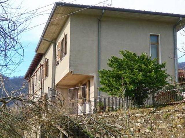 Villa Schiera in vendita a Unione di comuni Montana Lunigiana, Tresana