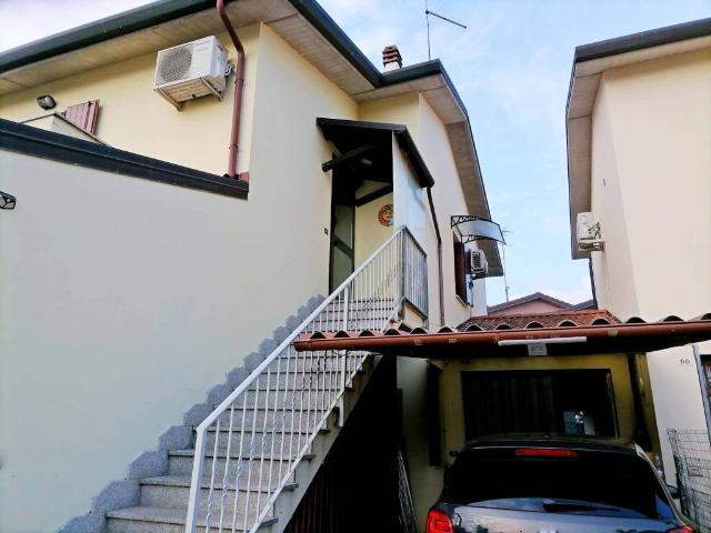 Villa Schiera in vendita a Unione Terre e Fiumi, Tresigallo