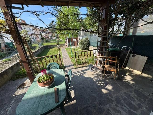 Villa Schiera in vendita a Unione Terre e Fiumi, Reggio Emilia
