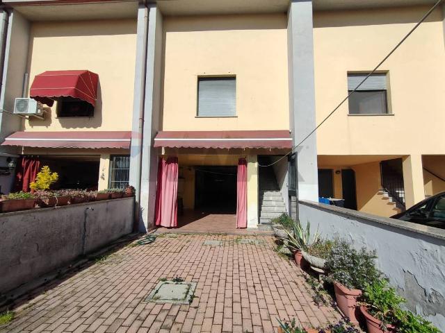 Villa Schiera in vendita a Unione Terre e Fiumi, Tresigallo