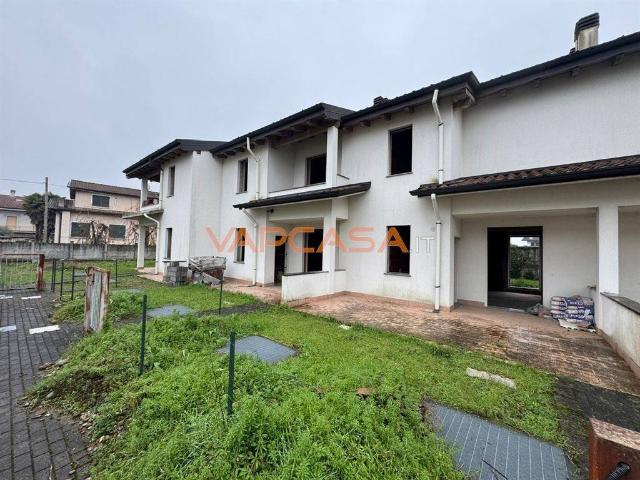 Villa Schiera in vendita a Treviglio, Lombardia