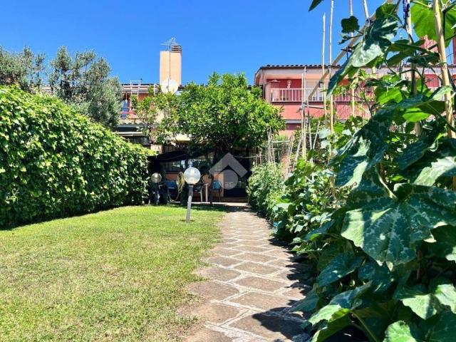 Villa Schiera in vendita a Roma Capitale, Lazio