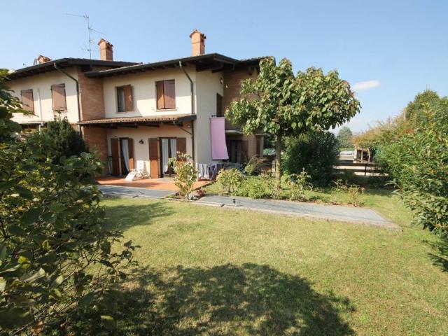 Villa Schiera in vendita a Roncola, Treviolo