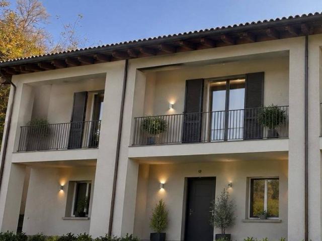 Villa Schiera in vendita a Piemonte, Cuneo