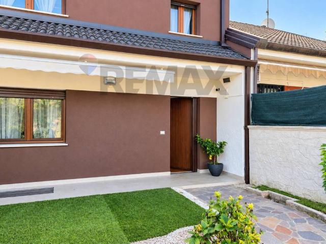 Villa Schiera in vendita a Borc Tuli, Tricesimo / Tresesin