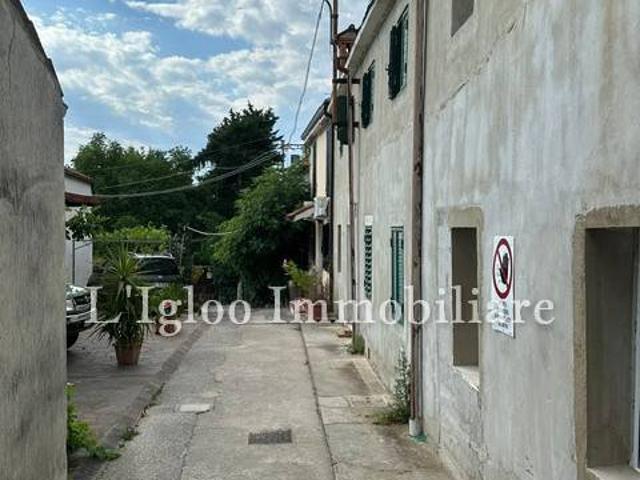 Villa Schiera in vendita a Barriera Vecchia-San Giacomo, Villa Opicina