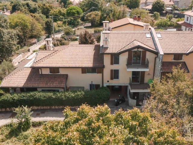 Villa Schiera in vendita a Banne / Bani, Villa Opicina
