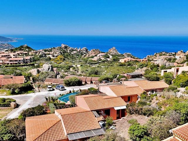 Villa Schiera in vendita a Trinità d'Agultu e Vignola, Sardigna/Sardegna
