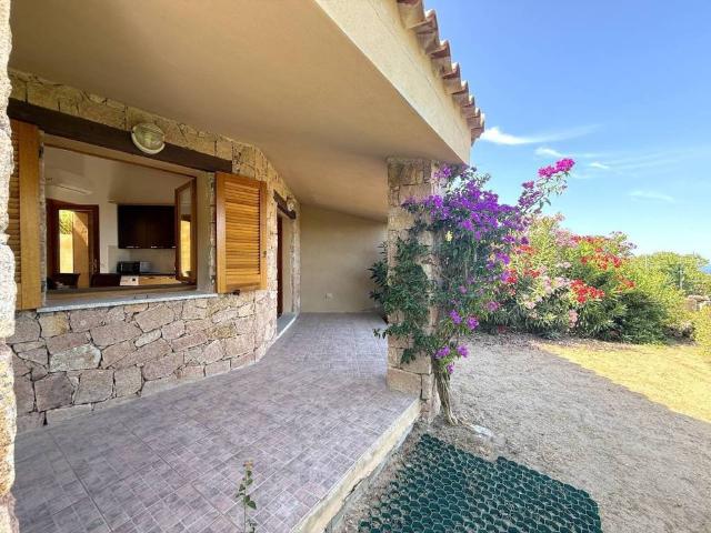 Villa Schiera in vendita a Trinità d'Agultu e Vignola, Sardigna/Sardegna