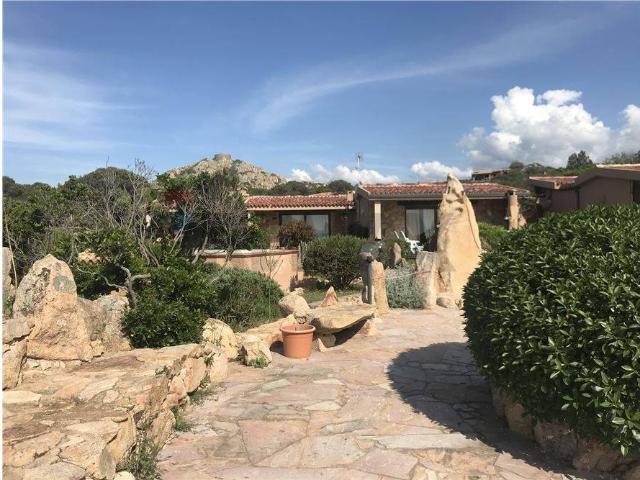 Villa Schiera in vendita a Trinità d'Agultu e Vignola, Sardigna/Sardegna