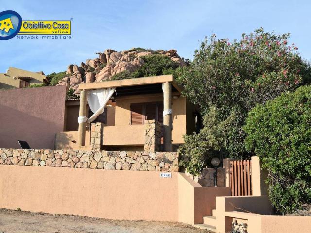 Villa Schiera in vendita a Trinità d'Agultu e Vignola, Sardigna/Sardegna